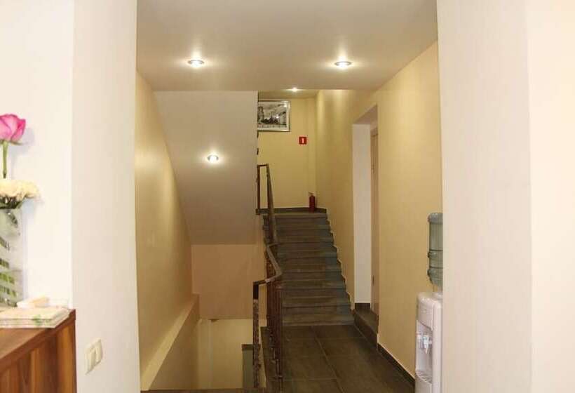 هتل Golden Gate Inn