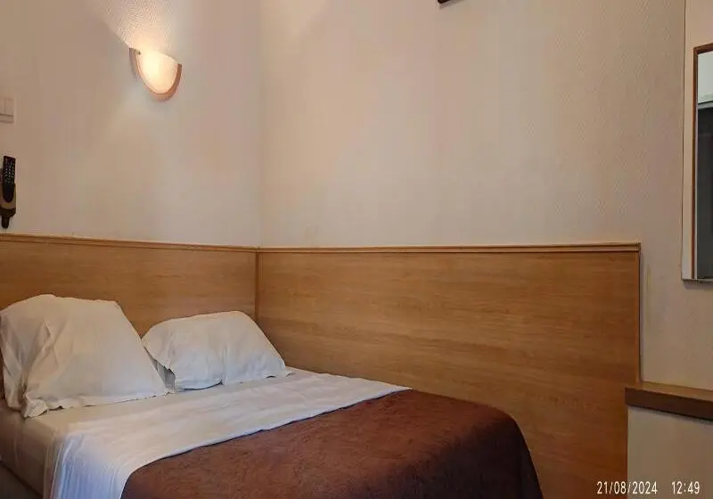 هتل Hôtel Résidence Saint Ouen