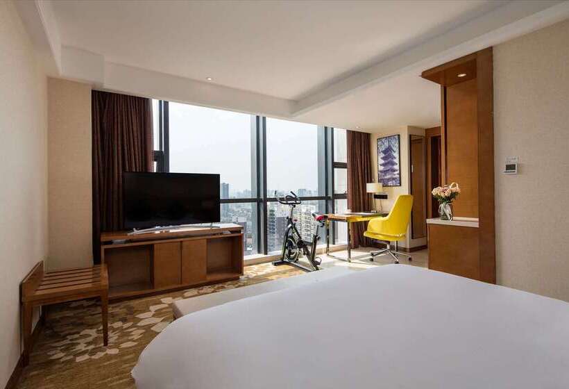 Hotel Ramada Encore Wuhan