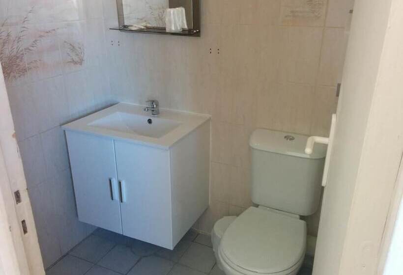 ホテル Restaurant L Agachon