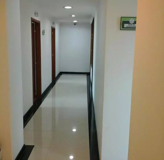 Hotelli Santris