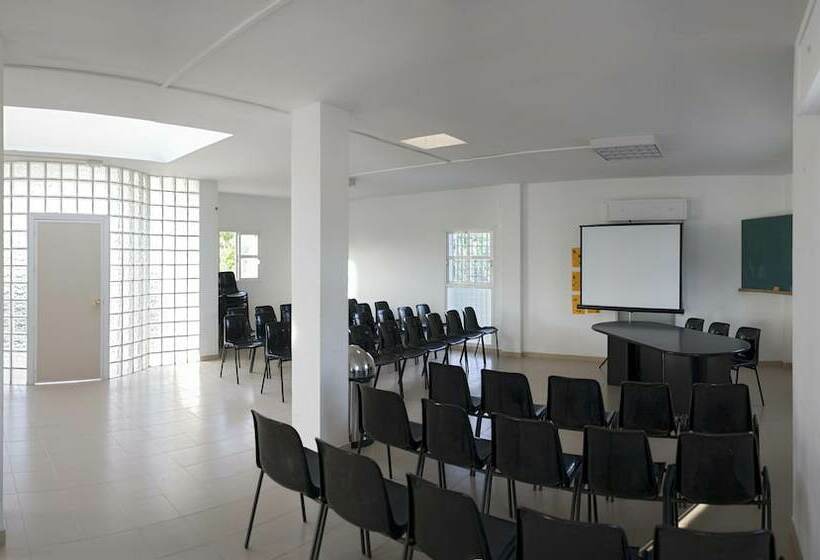 Albergue Inturjoven Aguadulce Hostel