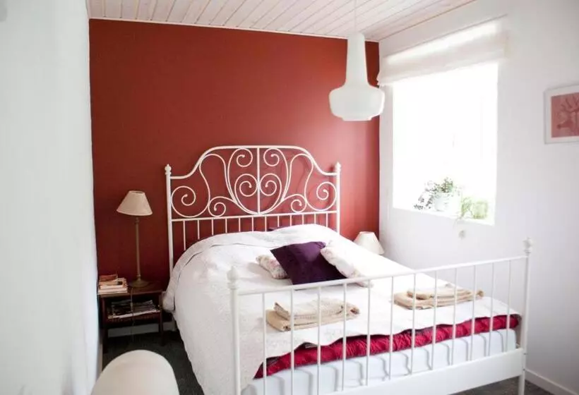 Holtegaard Bed & Breakfast