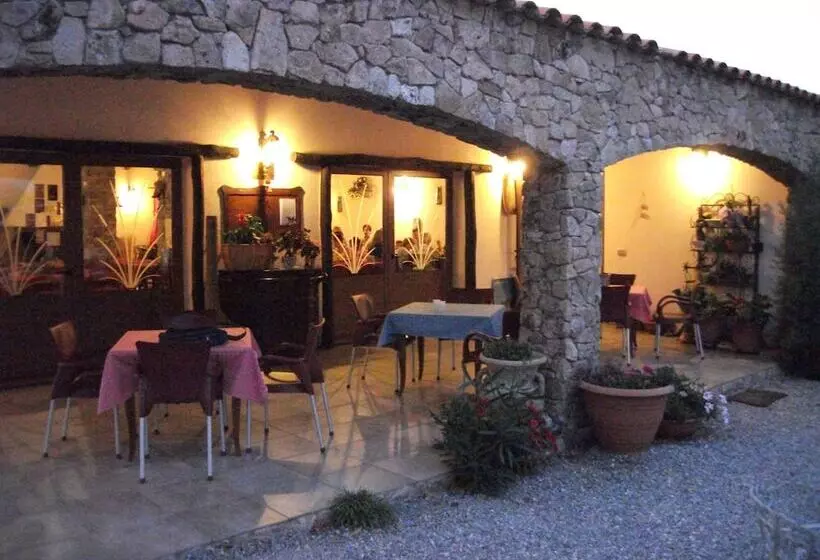 ホテル Agriturismo Rocce Bianche   Bungalows