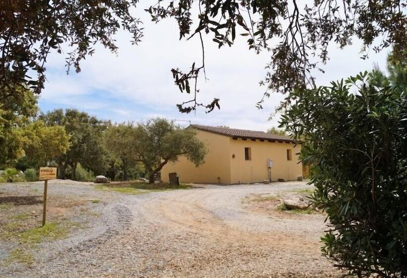 فندق Agriturismo Rocce Bianche   Bungalows
