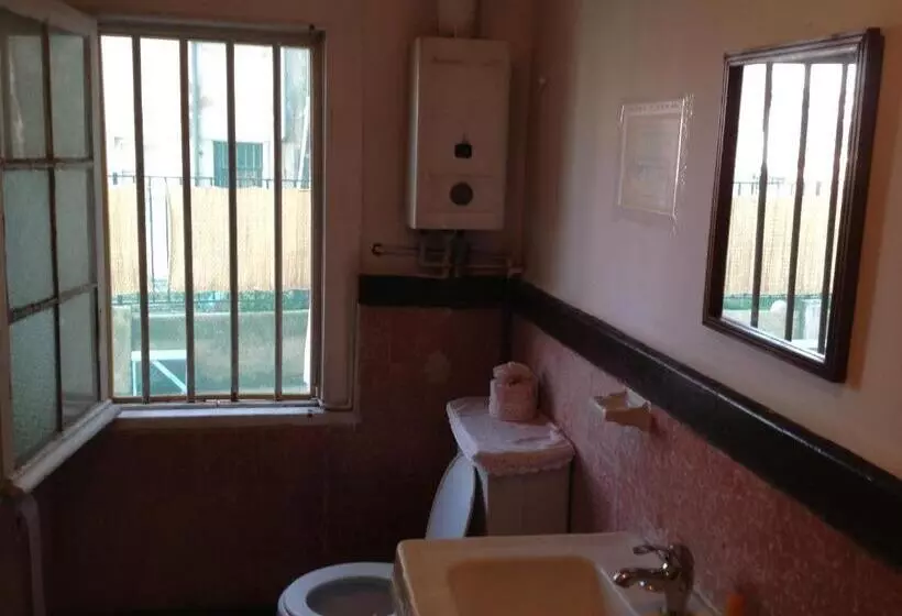 Hotelli B&b Patrimonial Little Castle