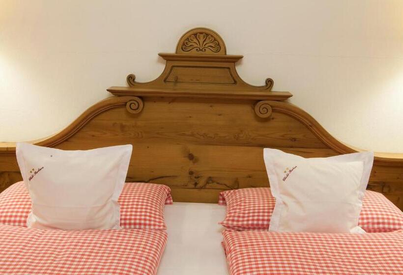 בית מלון כפרי Chalet Barbara