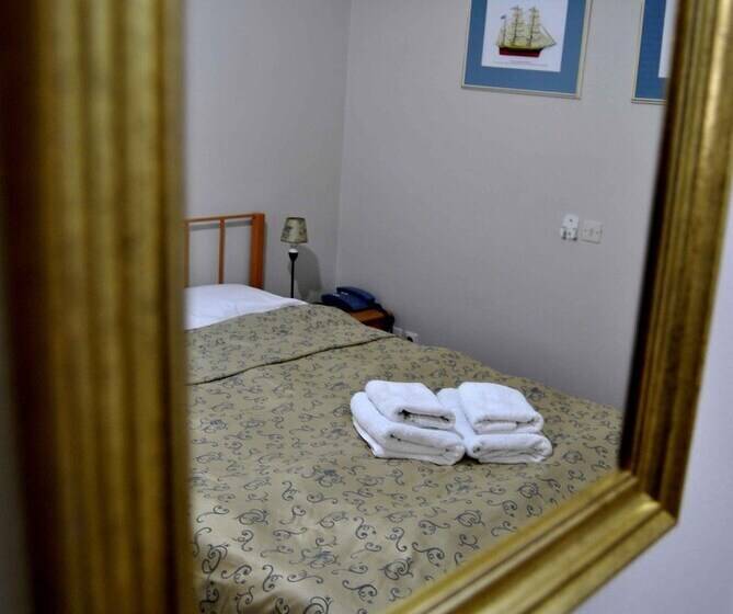 Отель Filoxenia Studios