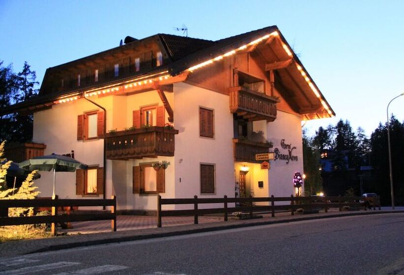 ホテル Garni Biancaneve Ruffrè Mendola