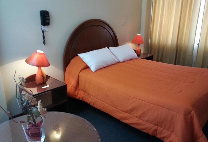 בית מלון כפרי La Almohada Del Rey