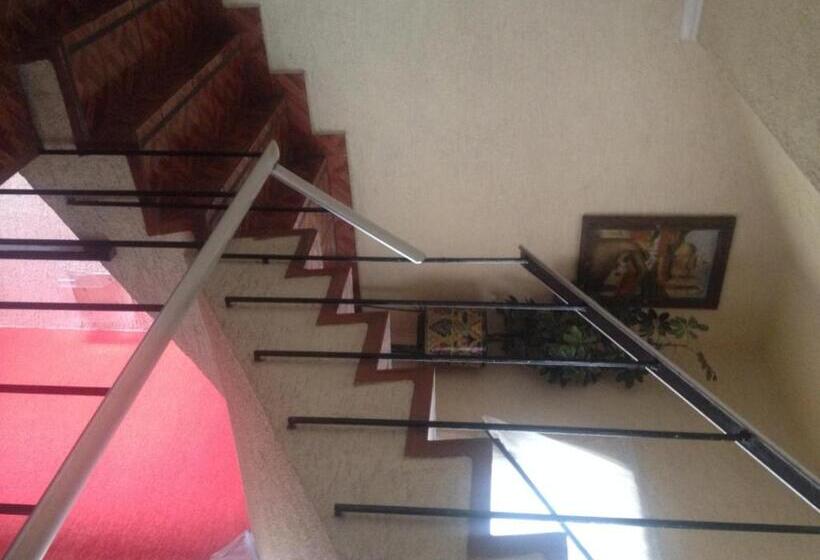 בית מלון כפרי La Paz