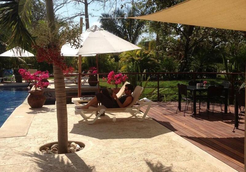 בית מלון כפרי Montelaguna Boutique