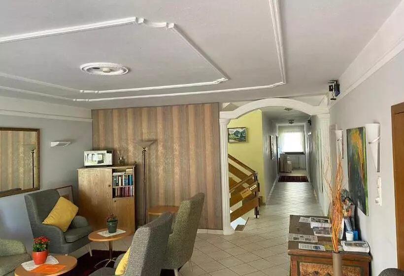 هتل Pension Carinthia