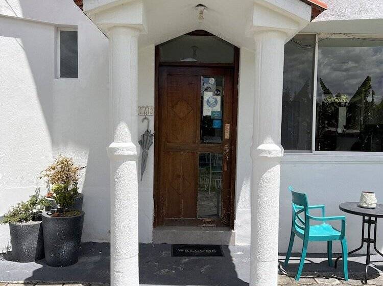 Hotel Springhills Quito Airport