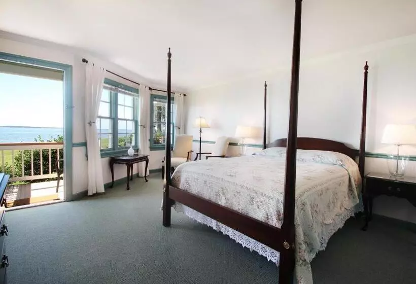 ホテル Wades Point Inn On The Bay