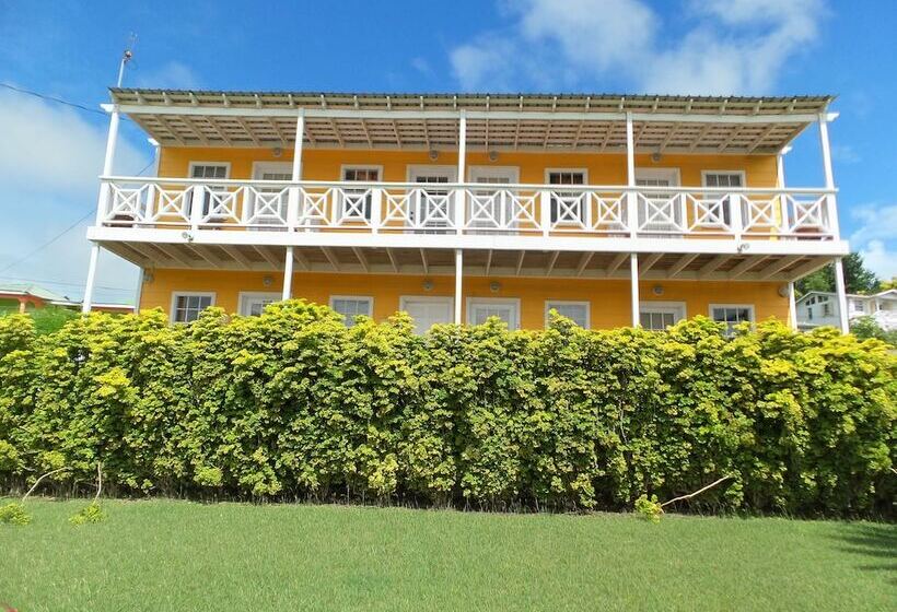 هتل Wind Chimes Inn