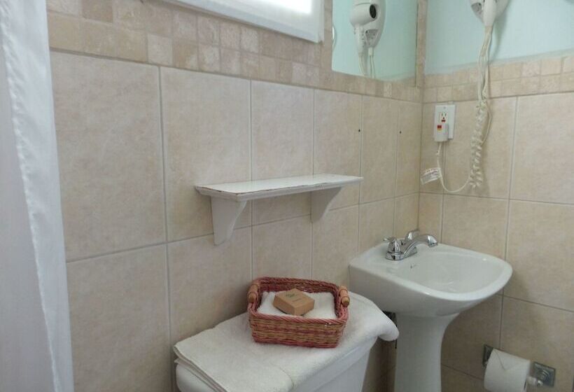 هتل Wind Chimes Inn