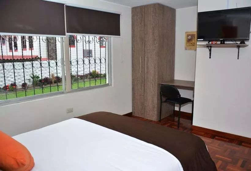 هتل Casa Yaruqui