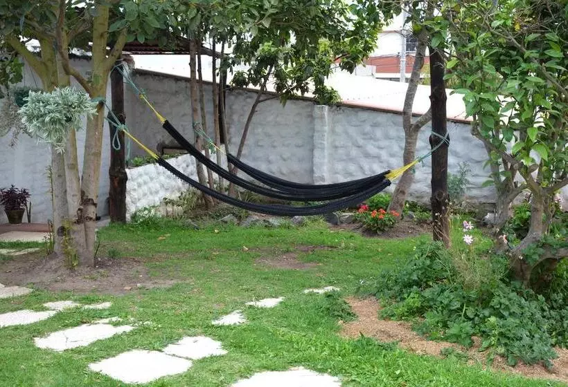 هتل Casa Yaruqui
