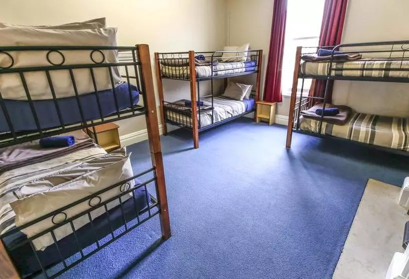 Hotelli Yha Rolleston House
