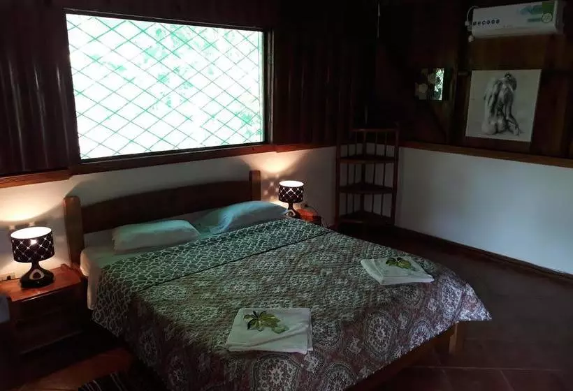 تختخواب و صبحانه Cabinas Nirvana Ecolodge