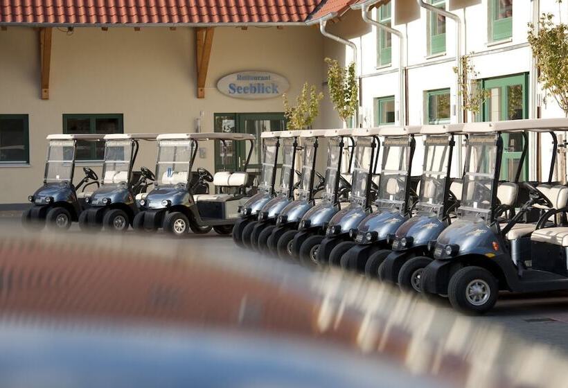 Отель Apartments Golfpark Schlossgut Sickendorf