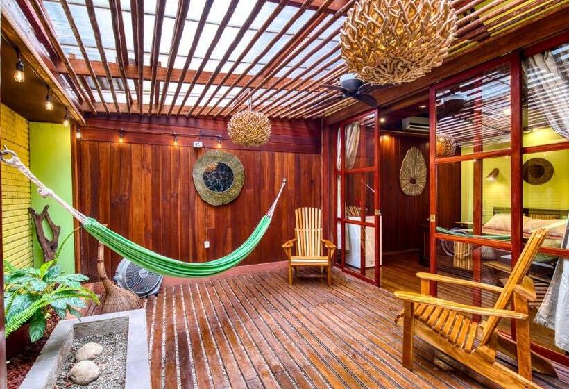 هتل Banana Azul Adults Only