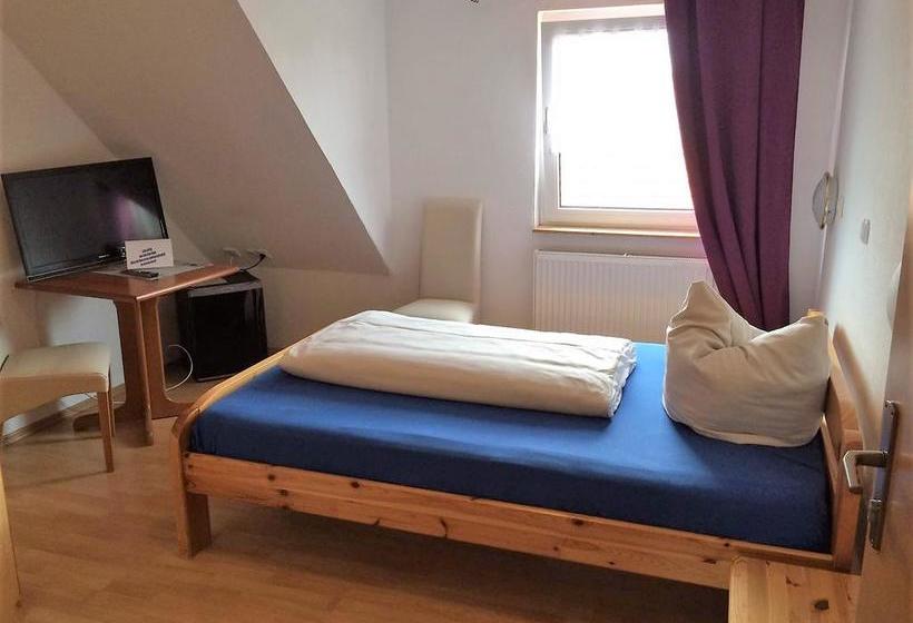 ホテル Restaurant Cafe Caro