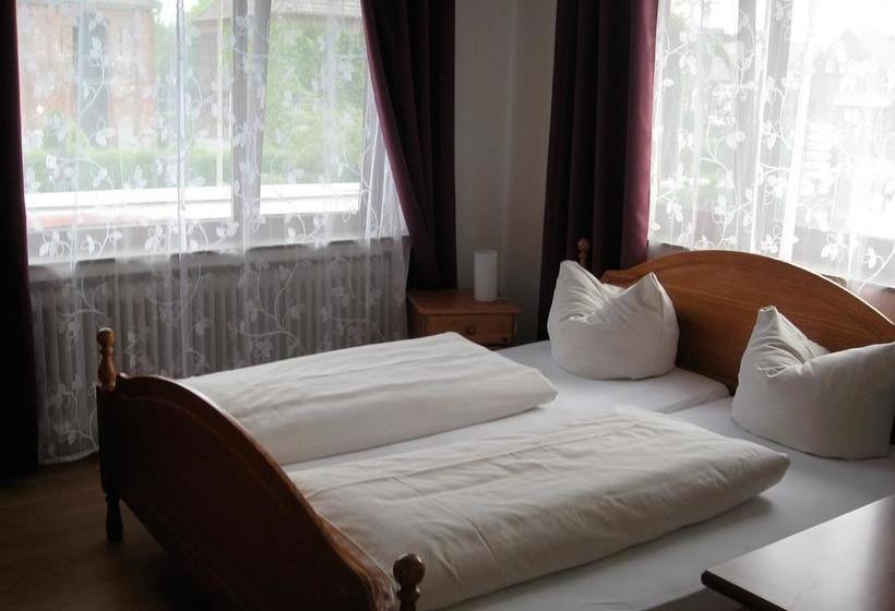 ホテル Restaurant Cafe Caro