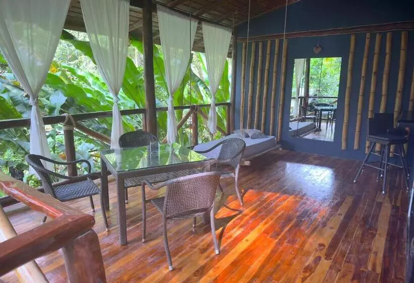 ホテル Canaima Chill House