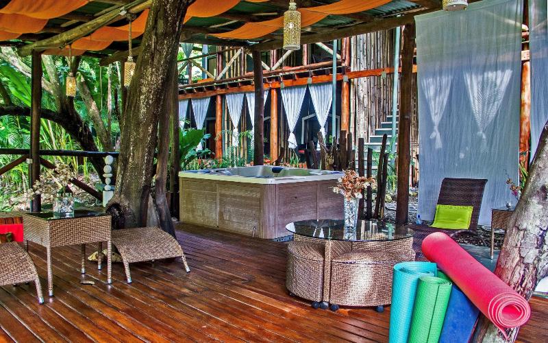 هتل Canaima Chill House