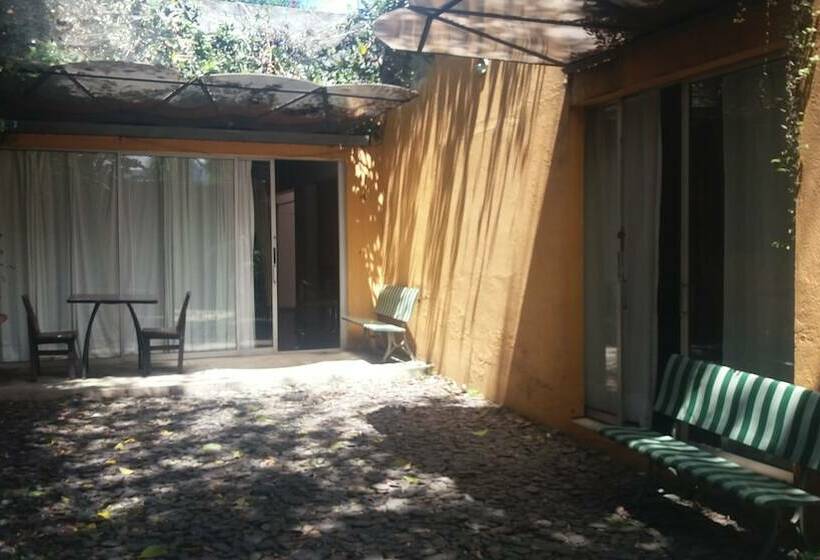 Hotel Hostal Casa Ram