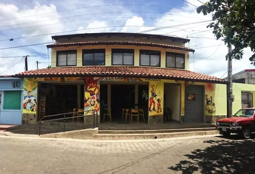 هتل Casa Vínculos