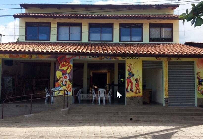 هتل Casa Vínculos