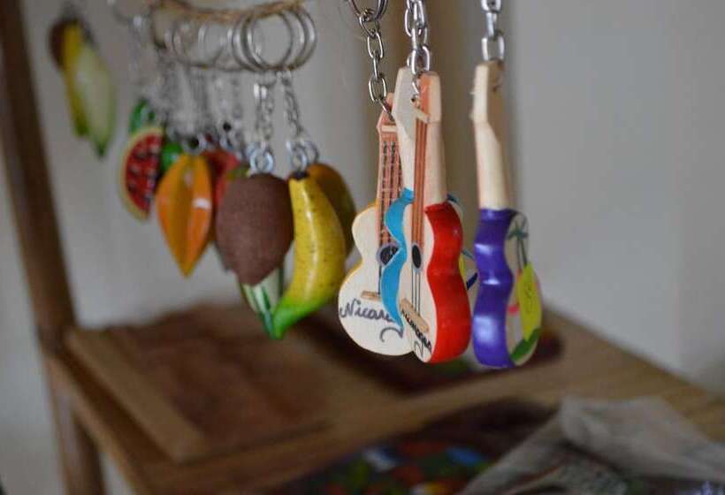 هتل Casa Vínculos