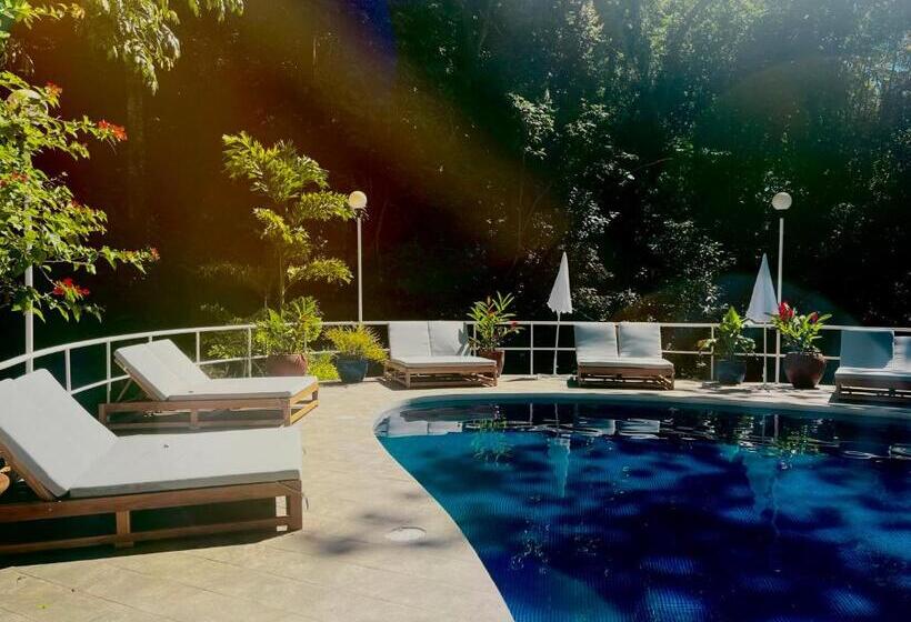 هتل Ecotica Boutique