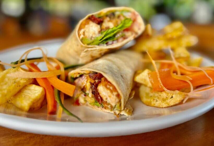 هتل Ecotica Boutique