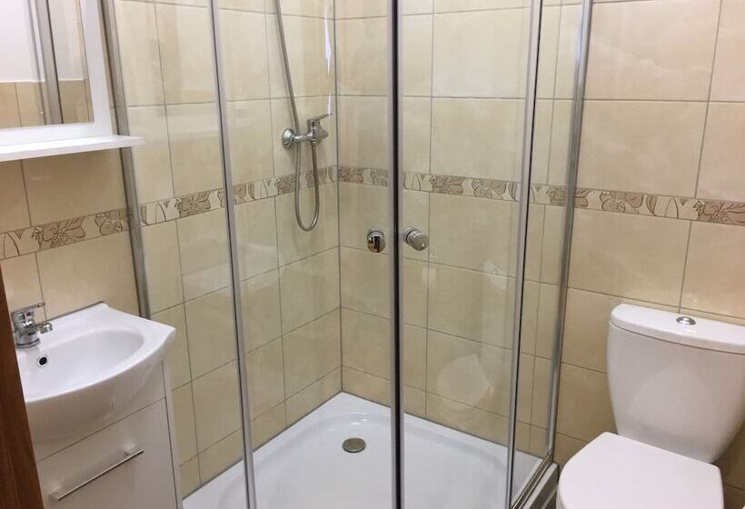 Отель Jelinski Beherbergungsstätten