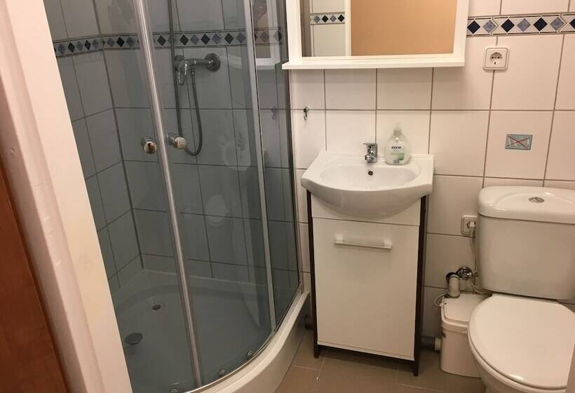 Отель Jelinski Beherbergungsstätten