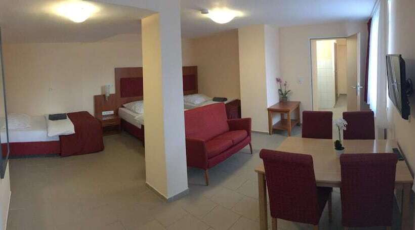 Отель Jelinski Beherbergungsstätten