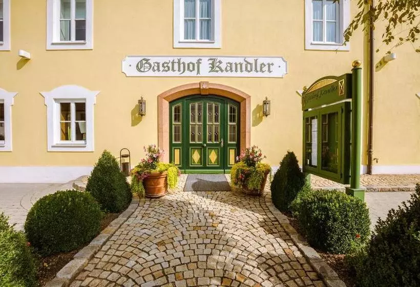 ホテル Kandler