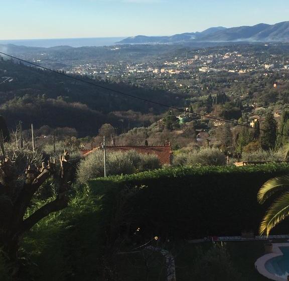 בית מלון כפרי La Bastide Des Anges