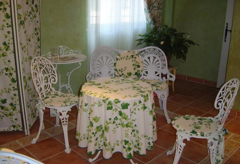 בית מלון כפרי La Bastide Des Anges