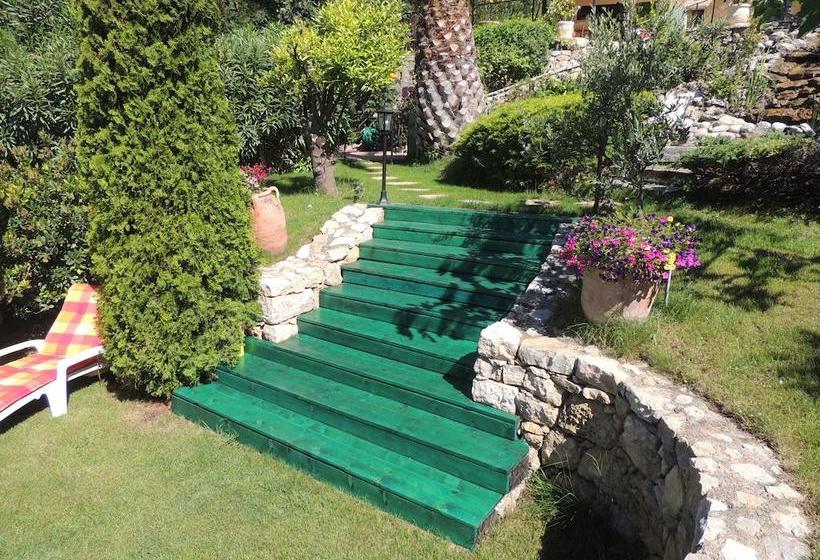 בית מלון כפרי La Bastide Des Anges