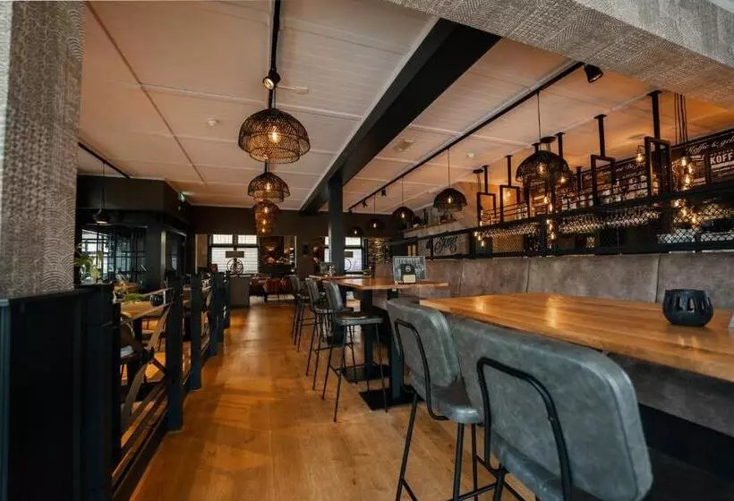 Hotelli Restaurant De Jong