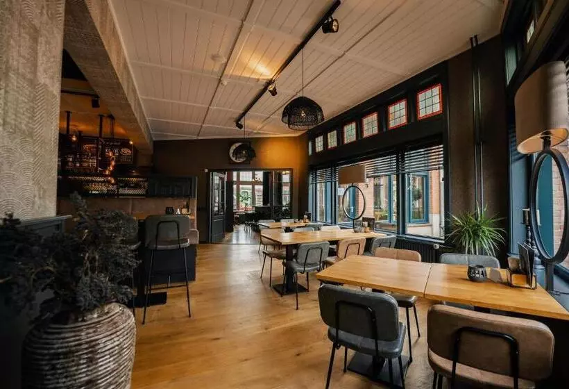 Hotelli Restaurant De Jong