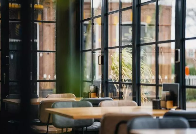 Hotelli Restaurant De Jong