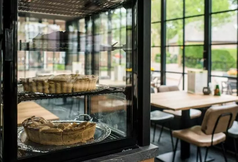 Hotelli Restaurant De Jong