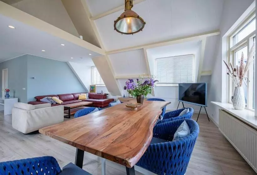 ホテル Restaurant Loodsmans Welvaren