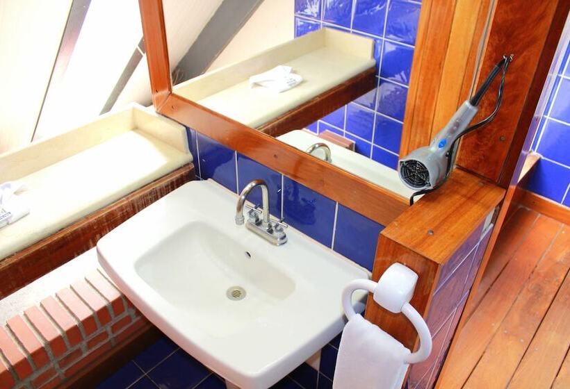 فندق Sportsmens Lodge